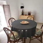 Proche Maison Carrée Appartement